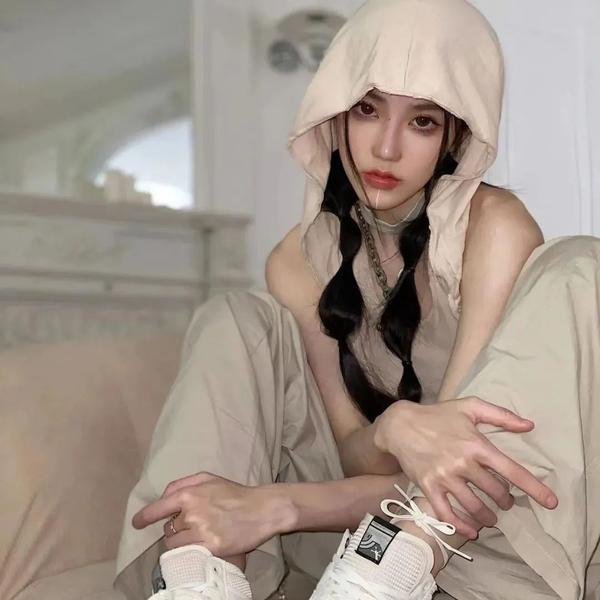 越战毛发海报