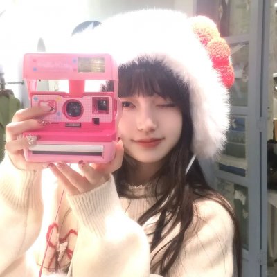 冬天的女子海报